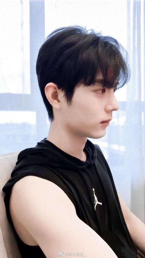 爆料娱乐圈肖战王一博关系,友情还是另有隐情？